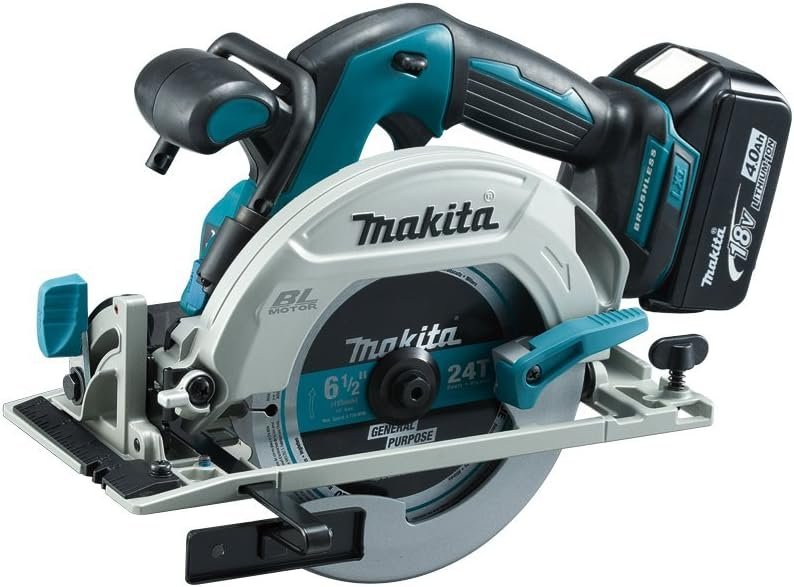 Scie circulaire 18 V Ø 165 mm avec 2 batteries 5,0 Ah chargeur et coffret Makpac Scie circulaire 18 V Ø 165 mm avec 2 batteries 5,0 Ah chargeur et coffret Makpac