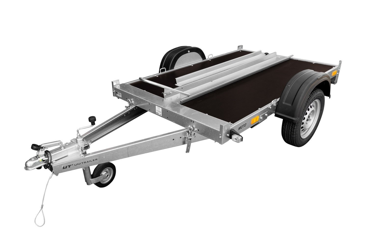 Remorque moto UNITRAILER MOTO 1 rail acier 2200×1303 mm PTAC 300–750 kg Remorque moto UNITRAILER MOTO 1 rail acier 2200×1303 mm PTAC 300–750 kg