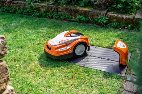 63010121410_10286_1800x1800.jpg STIHL Mähroboter RMI 422 PC – Modell 2022 – Image 1